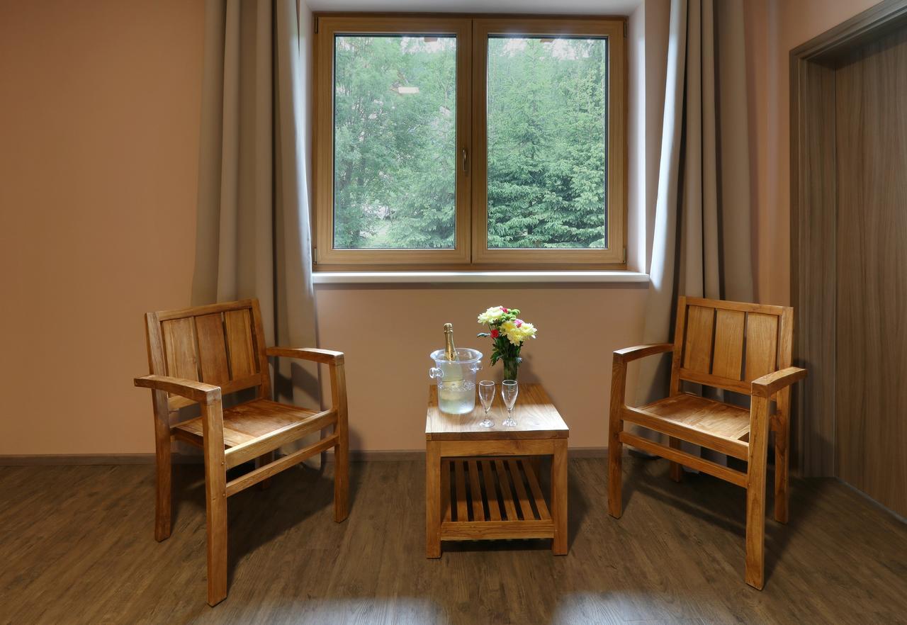 Hotel Obzor Pec pod Snezkou Exteriör bild